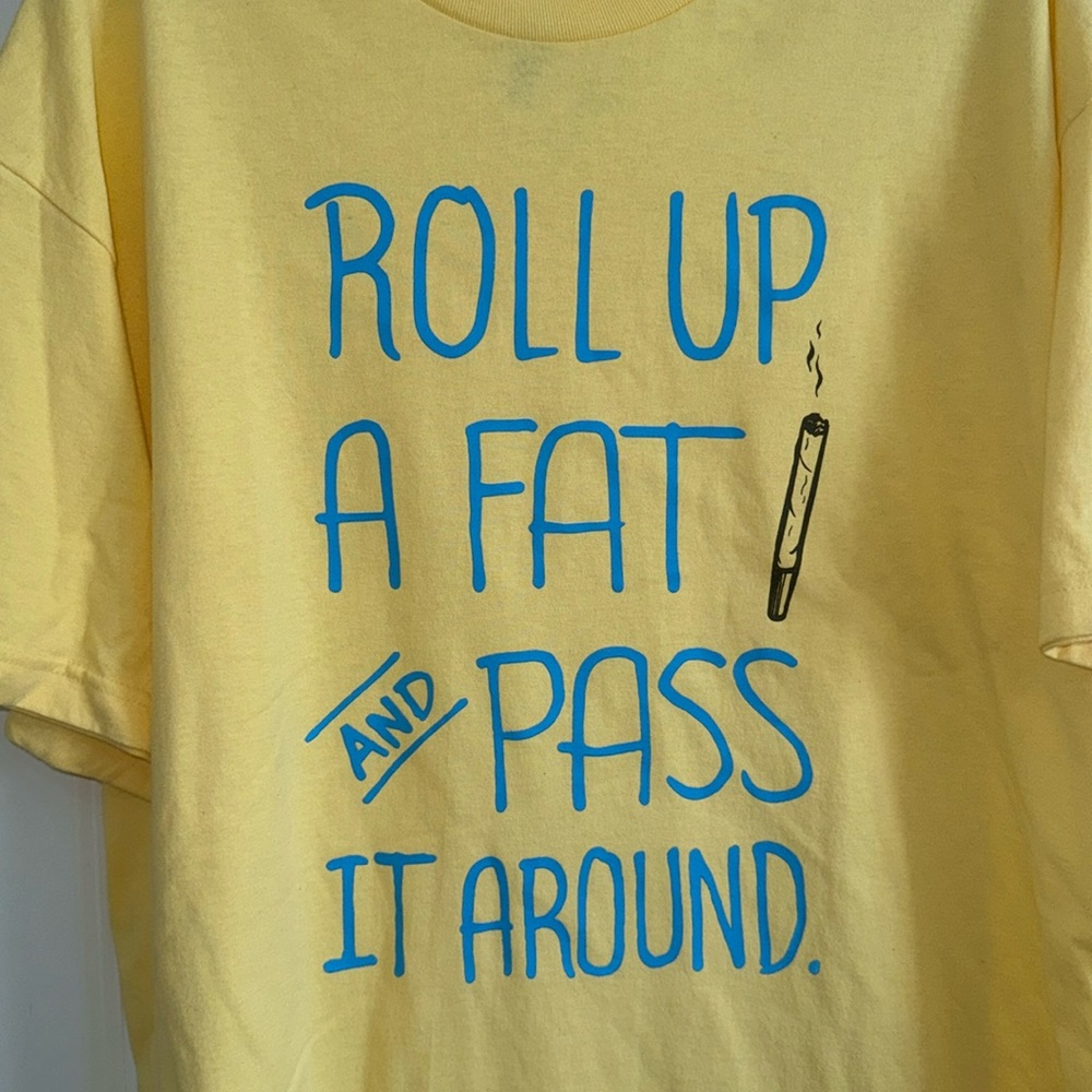 NWT size 2XL Cookies T-Shirt